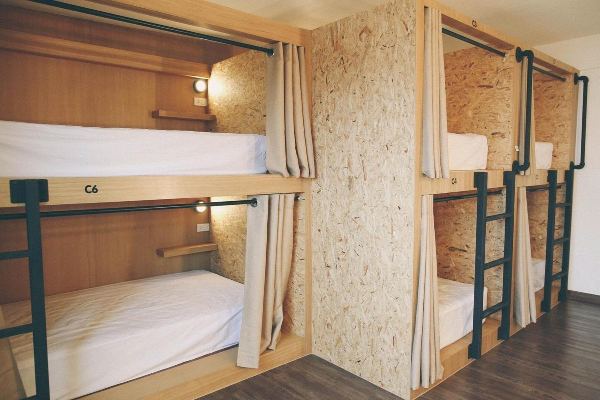 Vestique Hostel Chiang Mai Buitenkant foto