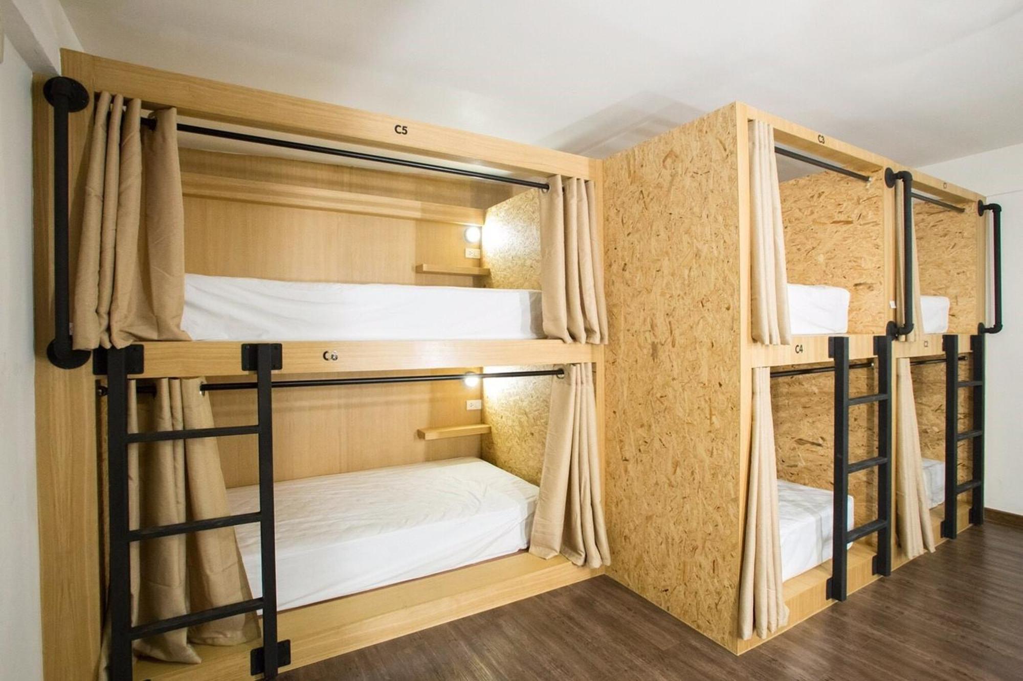 Vestique Hostel Chiang Mai Buitenkant foto