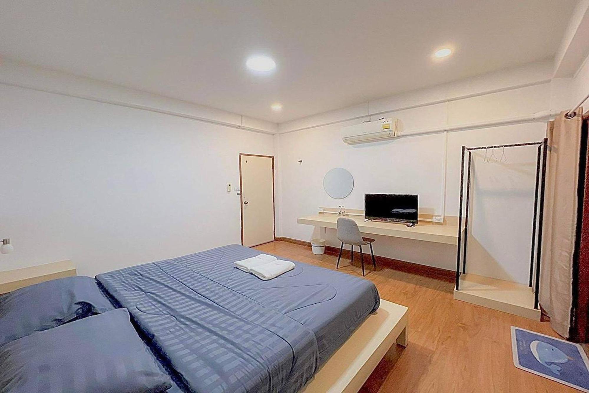Vestique Hostel Chiang Mai Buitenkant foto